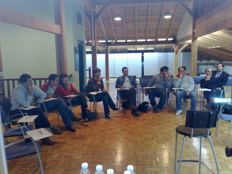 Foto: Grupos de discusin en Derio